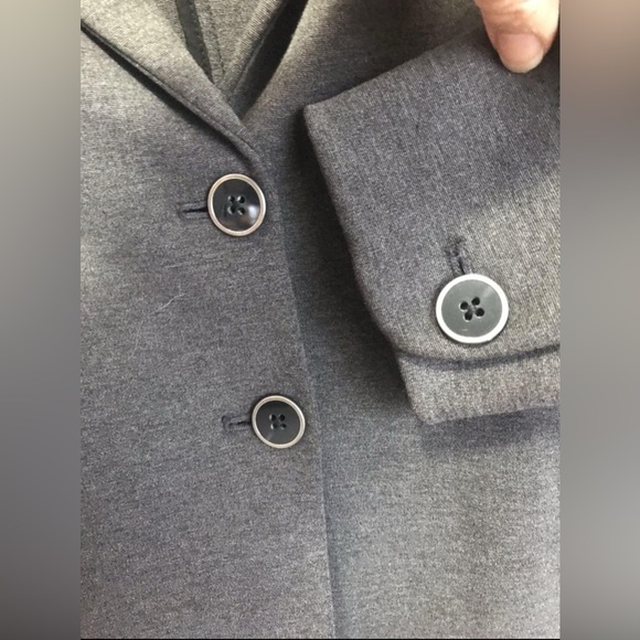 Old Navy women’s medium stretch blazer, grey - Picture 4 of 4